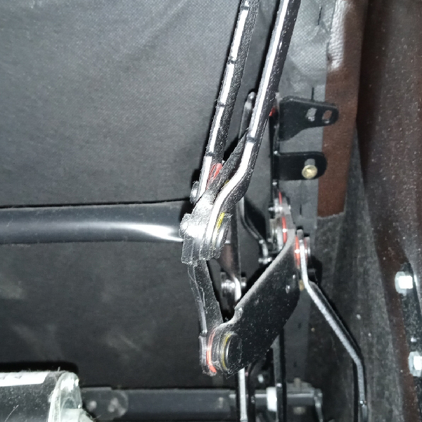 Bent Recliner Mechanism